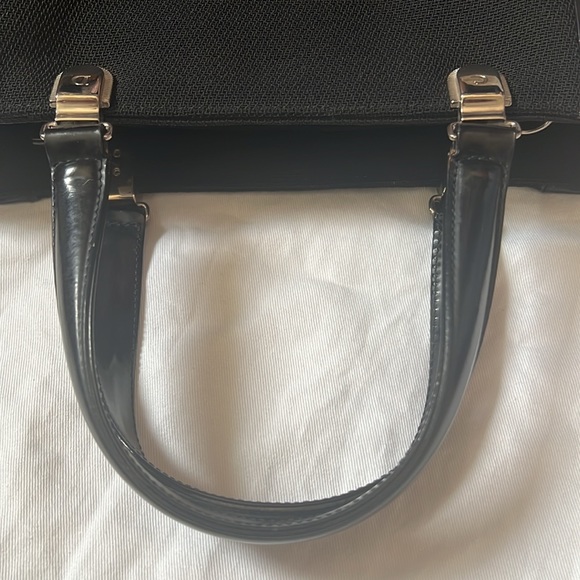 Preloved Authentic Christian Dior 2 way handbag/crossbody - Picture 9 of 11